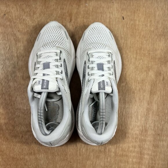 Brooks Adrenaline GTS 22 Womens Size 7 D Wide White Running Shoes - Picture 5 of 9